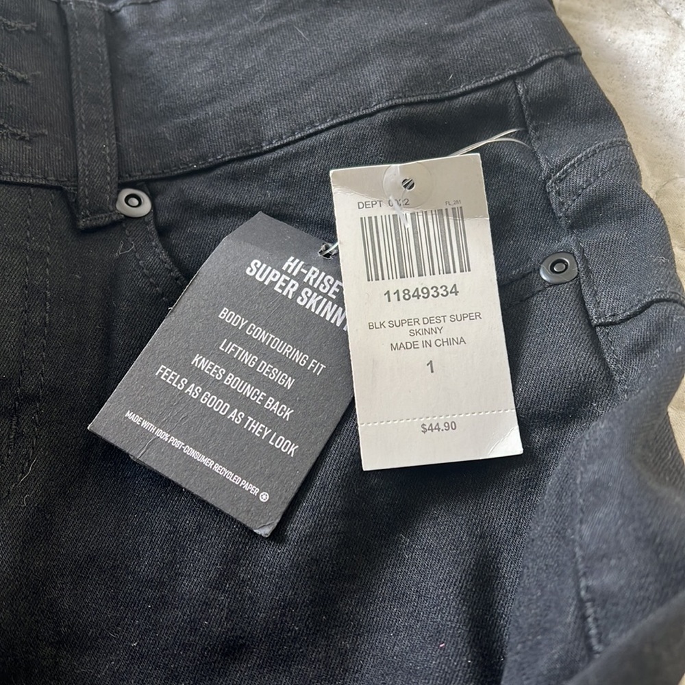 Pants - Picture 3 of 4
